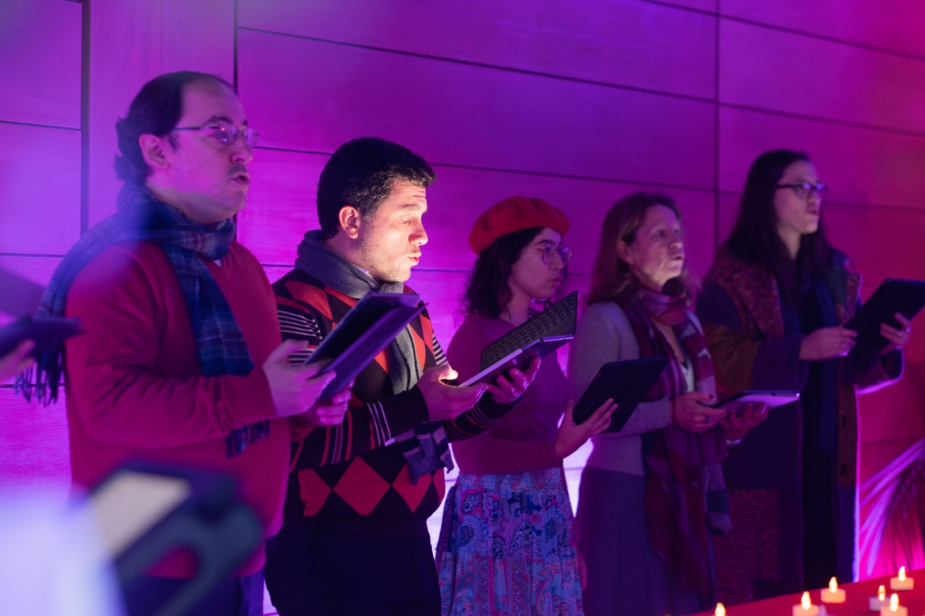 VoxAtma, adultos a cantar em coro